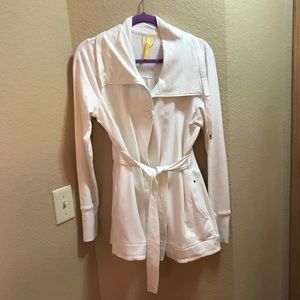 Lole sweater/light jacket